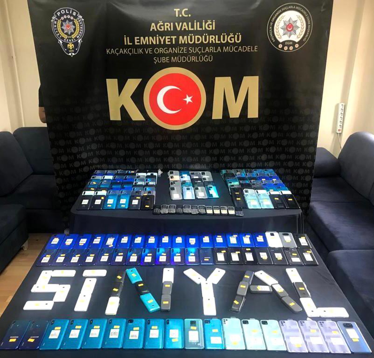 Ağrı\'da gümrük kaçağı cihazlar ele geçirildi