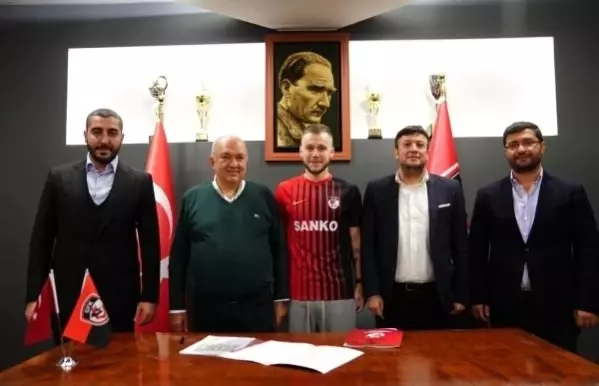 Alexandru Maxim 3 yıl daha Gaziantep FK'da