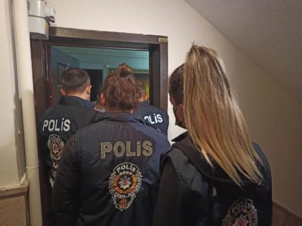 Ankara merkezli 4 ilde 'Kalkan Operasyonu': 20 gözaltı