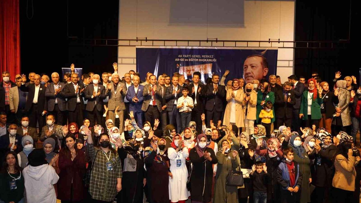 Başkan Dağtekin: "AK Parti büyük bir aile"