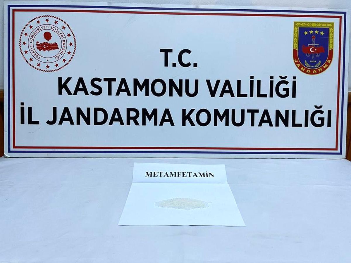 Durdurulan araçta metamfetamin ele geçirildi