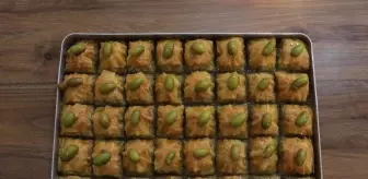 Gastronomi kenti Hatay'da zeytin ve zeytinyağlı baklava tezgahlardaki yerini aldı