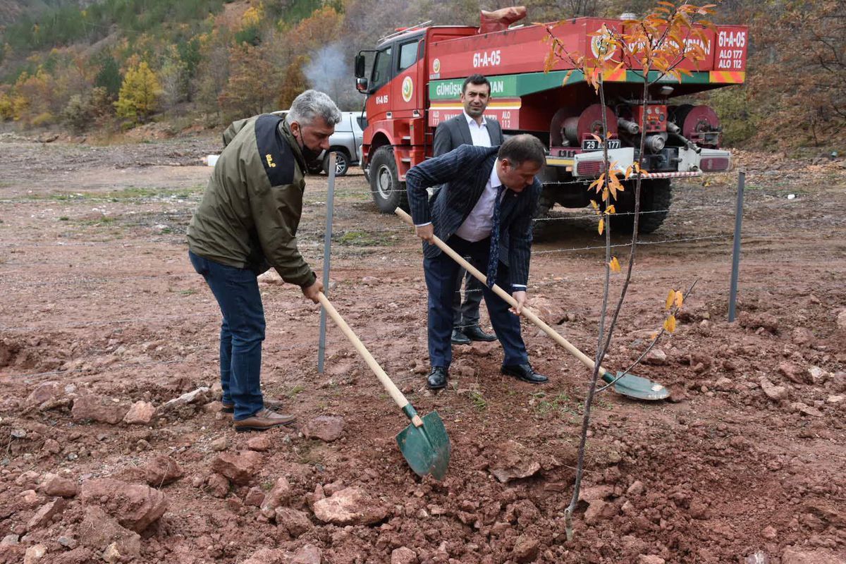 Gümüşhane\'de 450 fidan toprakla buluştu