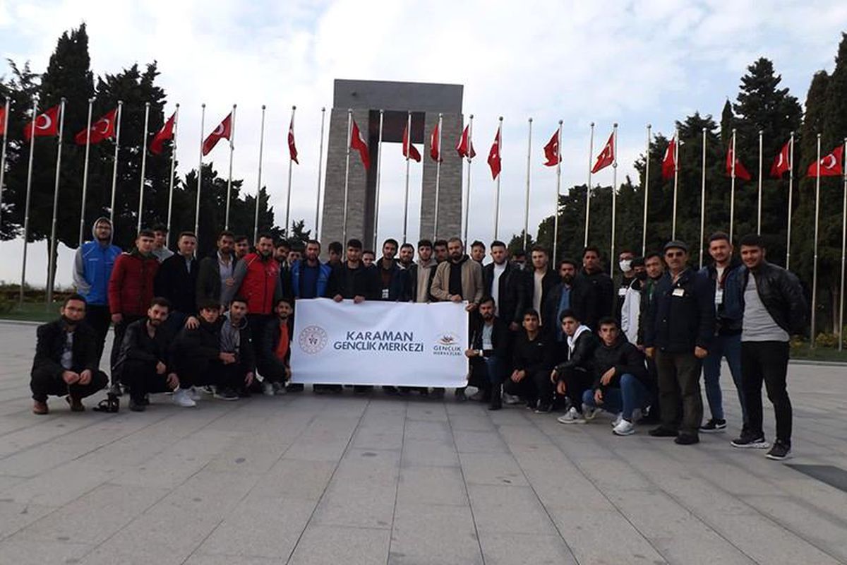 Karamanlı gençler Çanakkale\'yi gezdi