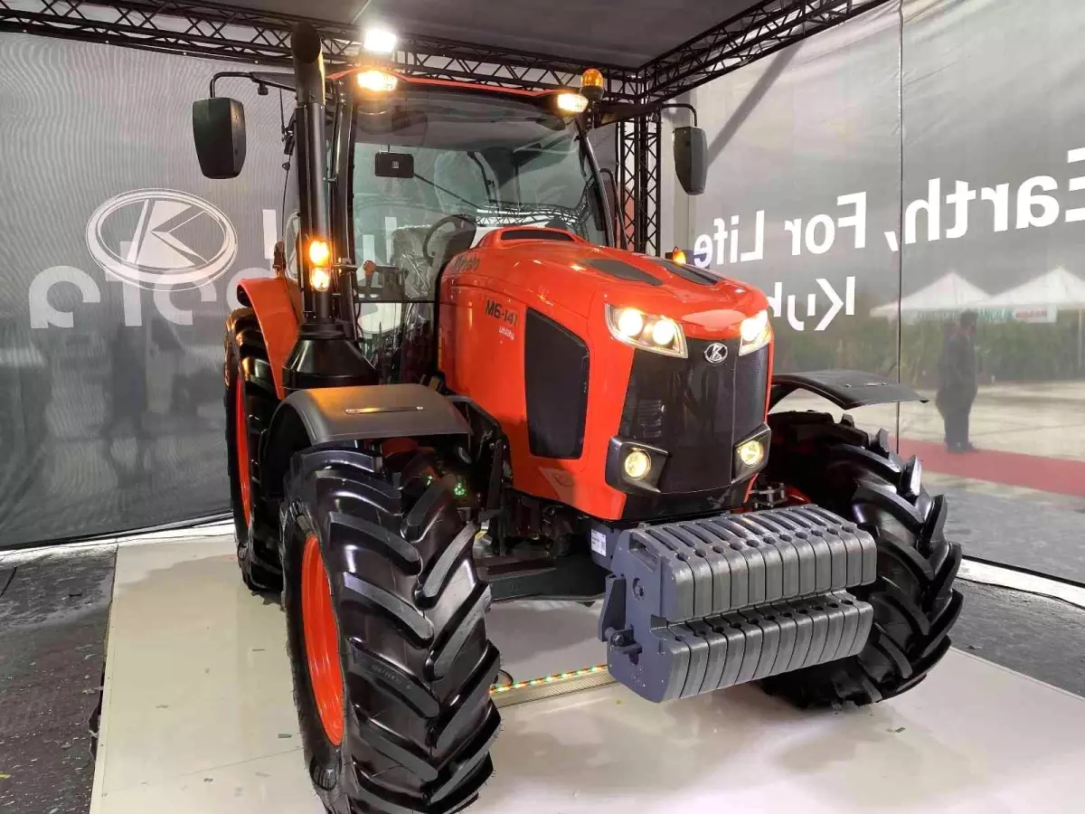 Kubota Türkiye, "M6" yeni traktör serisini tanıttı