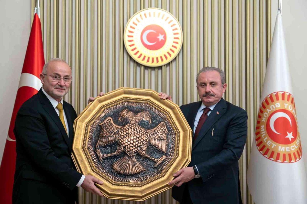 Rektör Ünal, TBMM Başkanı Şentop\'u Samsun\'a davet etti