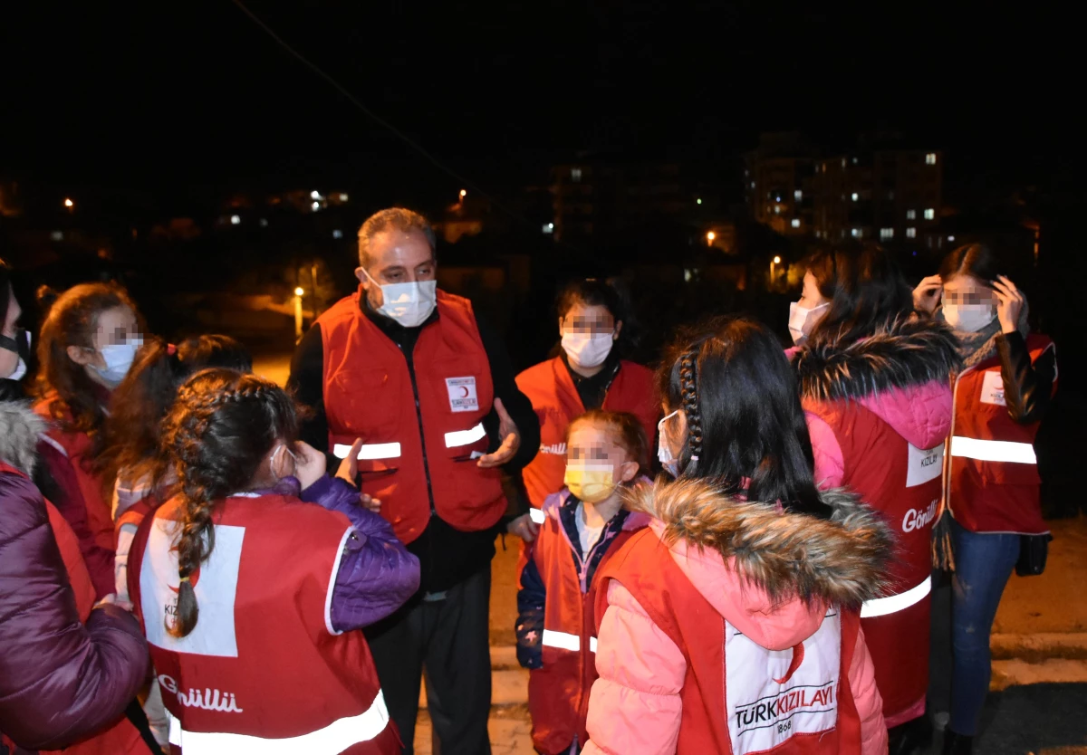 Son dakika gündem: Sevgi Evleri\'nde kalan çocuklar "Kızılay gönüllüsü" oldu
