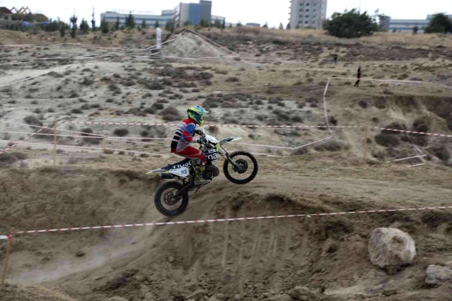 Toroslar'da Enduro Motofest Yarışları düzenlendi