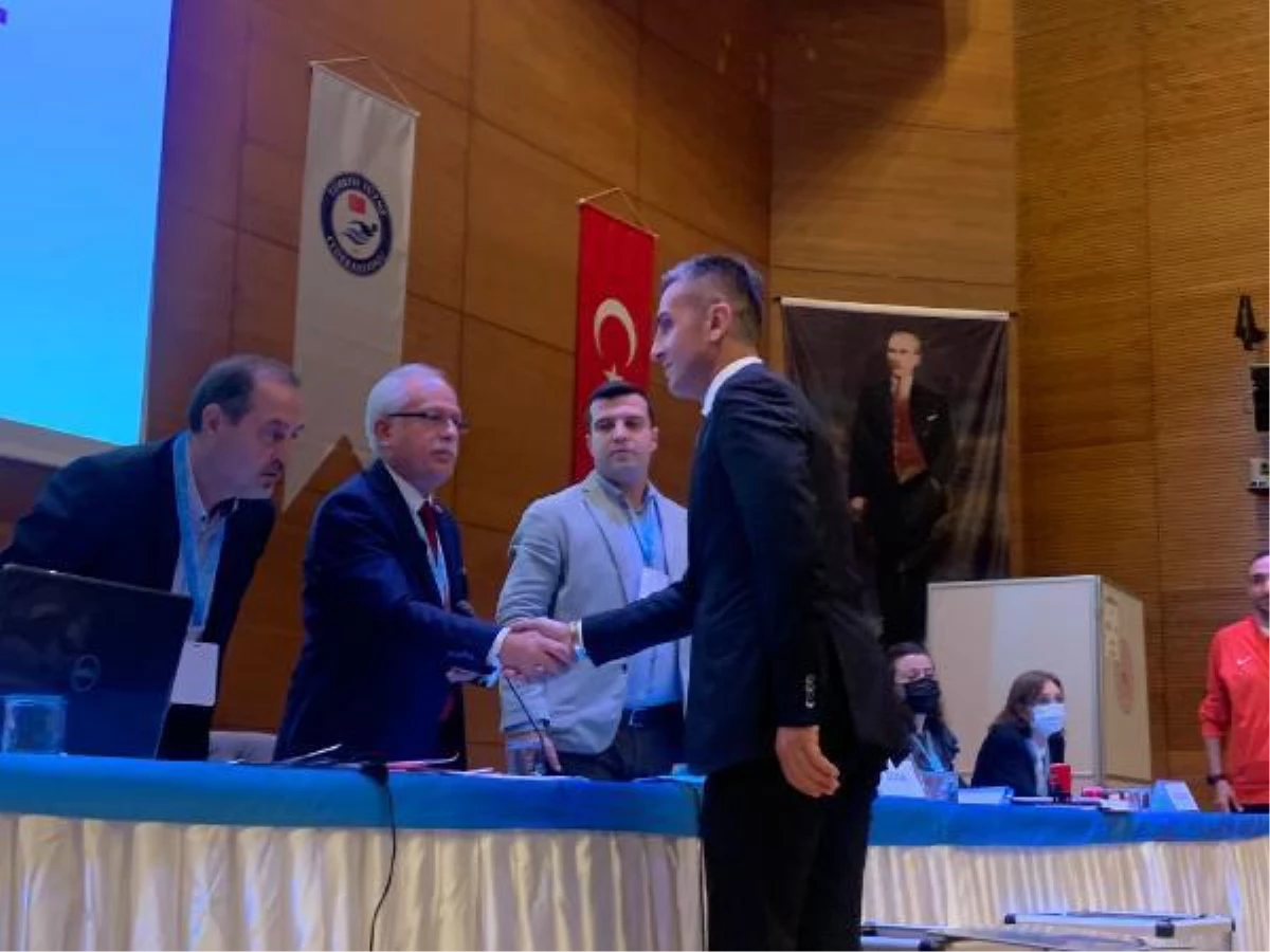 Türkiye Yüzme Federasyonu\'nda Erkan Yalçın yeniden başkan seçildi