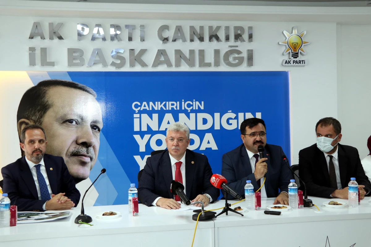 AK Parti\'li Akbaşoğlu\'ndan Kılıçdaroğlu\'na "15 Temmuz" tepkisi