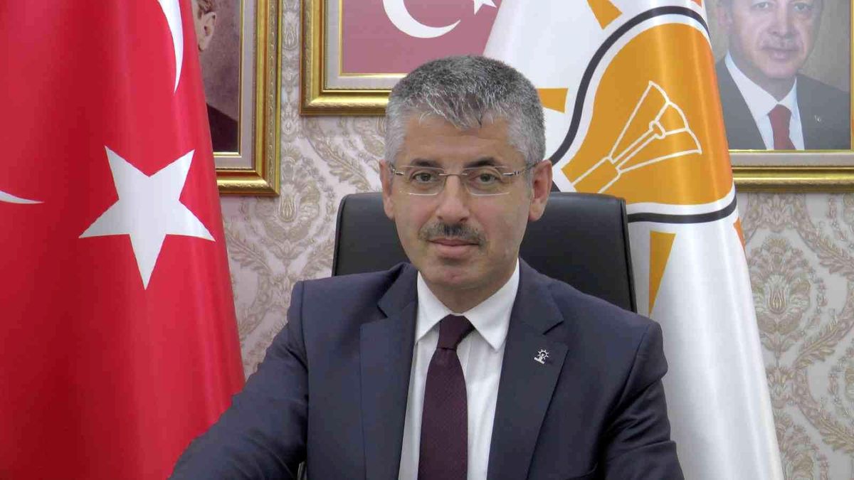 Başkan Çopuroğlu: "Dünyada fazla örneği olmayan bir partiyiz"