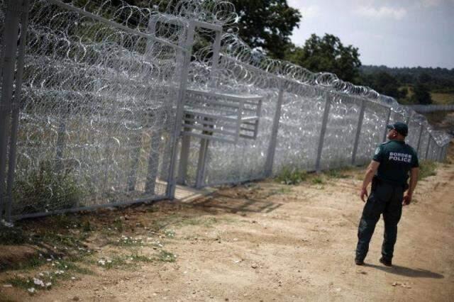 Bulgaristan, son dönemde artan göç akını nedeniyle Türkiye sınırına 350 asker gönderdi