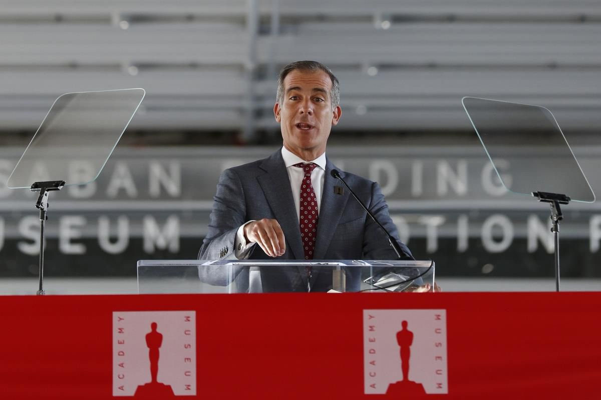 COP26\'ya katılan Los Angeles Belediye Başkanı Garcetti\'nin Covid-19 test sonucu pozitif çıktı