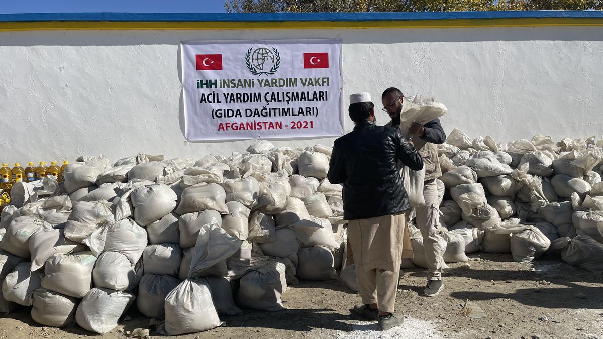 İHH Afganistan\'da ihtiyaç sahibi ailelere yardım eli uzattı