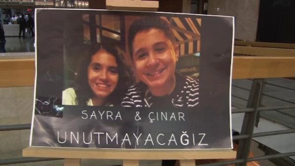 İzmir depreminde hayatını kaybeden ikizler ve vatandaşlar için anma gecesi düzenlendi