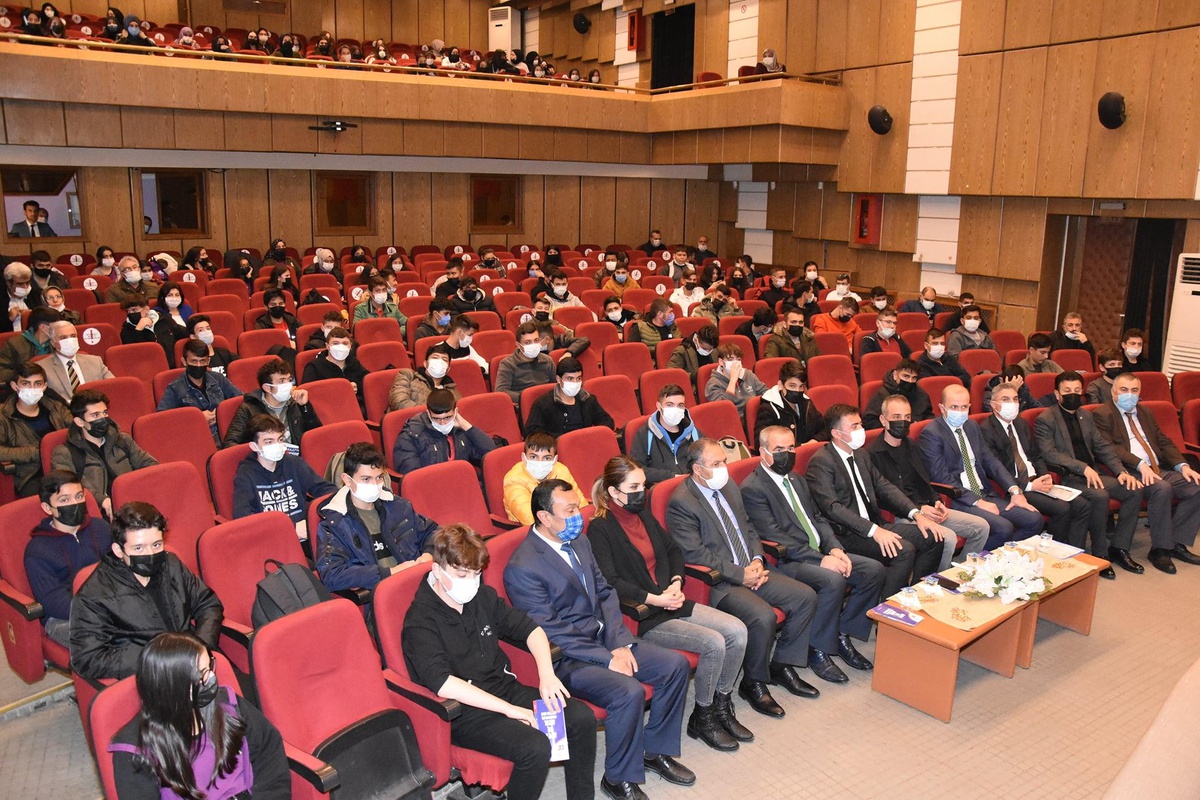 Kırıkkale\'de afet bilinci tiyatro ile anlatılıyor