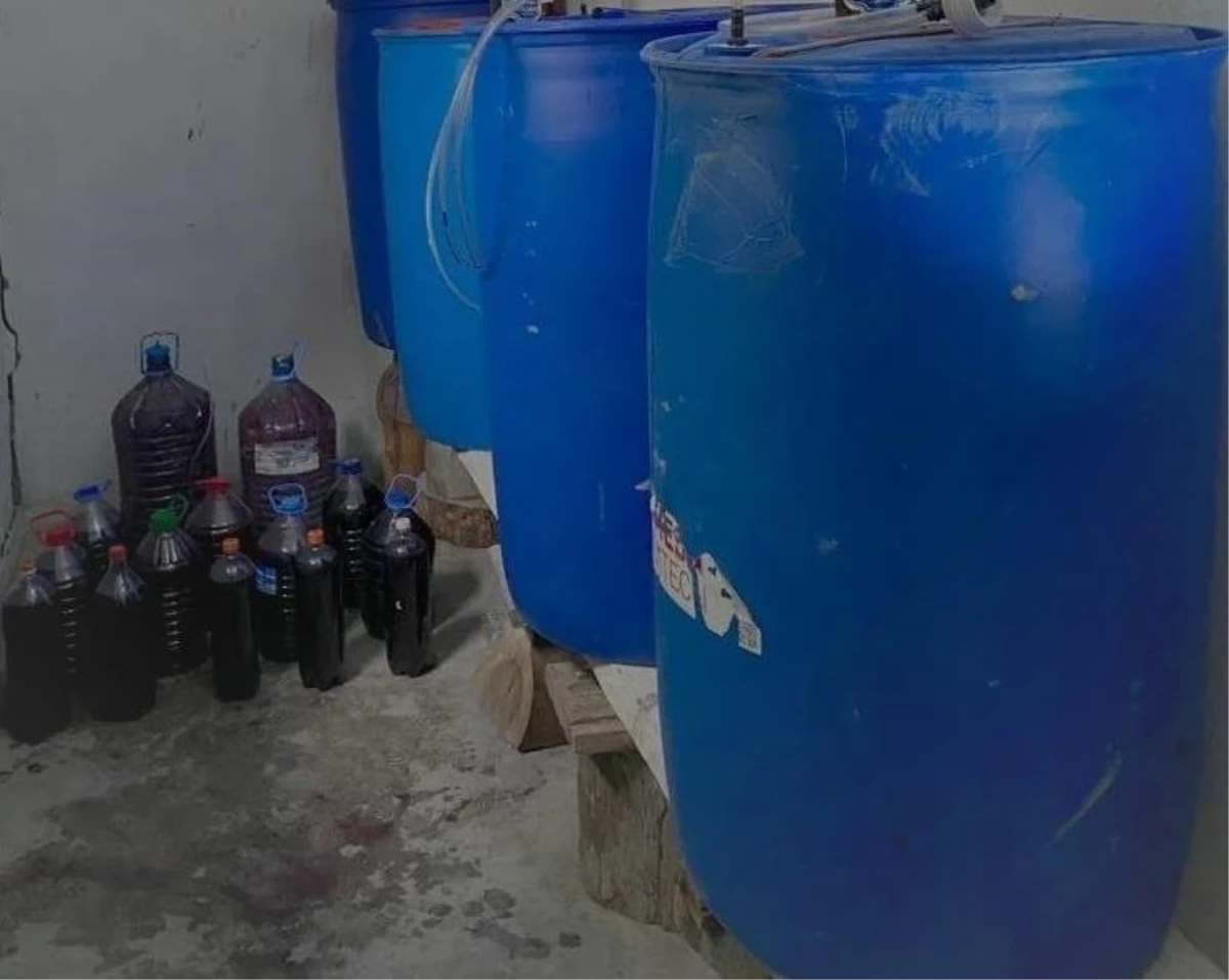 Mersin\'de 1075 litre sahte içki ele geçirildi