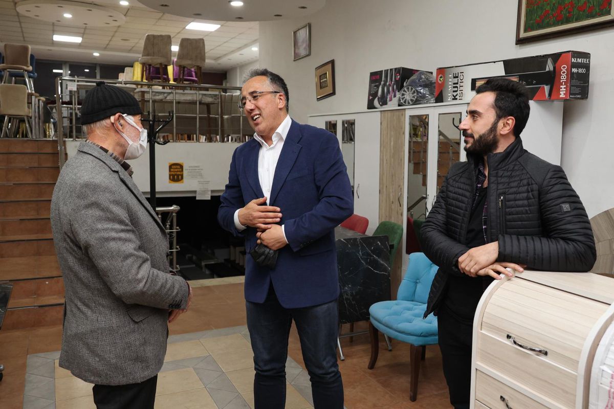 Nevşehir Belediye Başkanı Savran, esnafın taleplerini dinledi