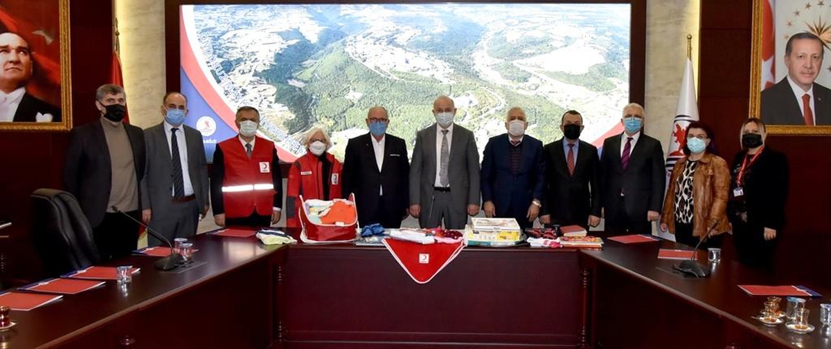 OMÜ ile Kızılay iş birliği: Bebeklere ve çocuk hastalara büyük destek