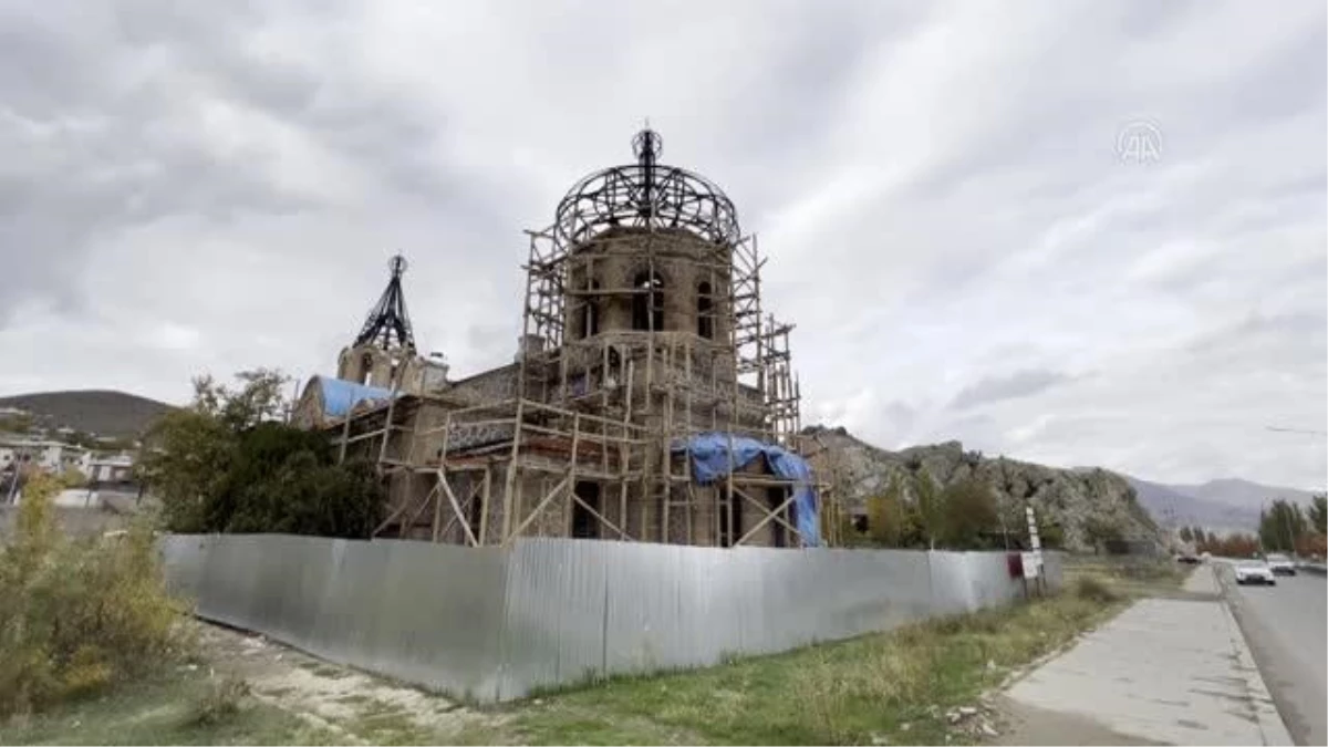 Rus kilisesi aslına uygun restore ediliyor