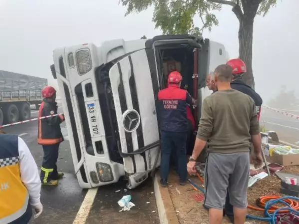 ŞANLIURFA'DA 2 TIR ÇARPIŞTI 1 YARALI