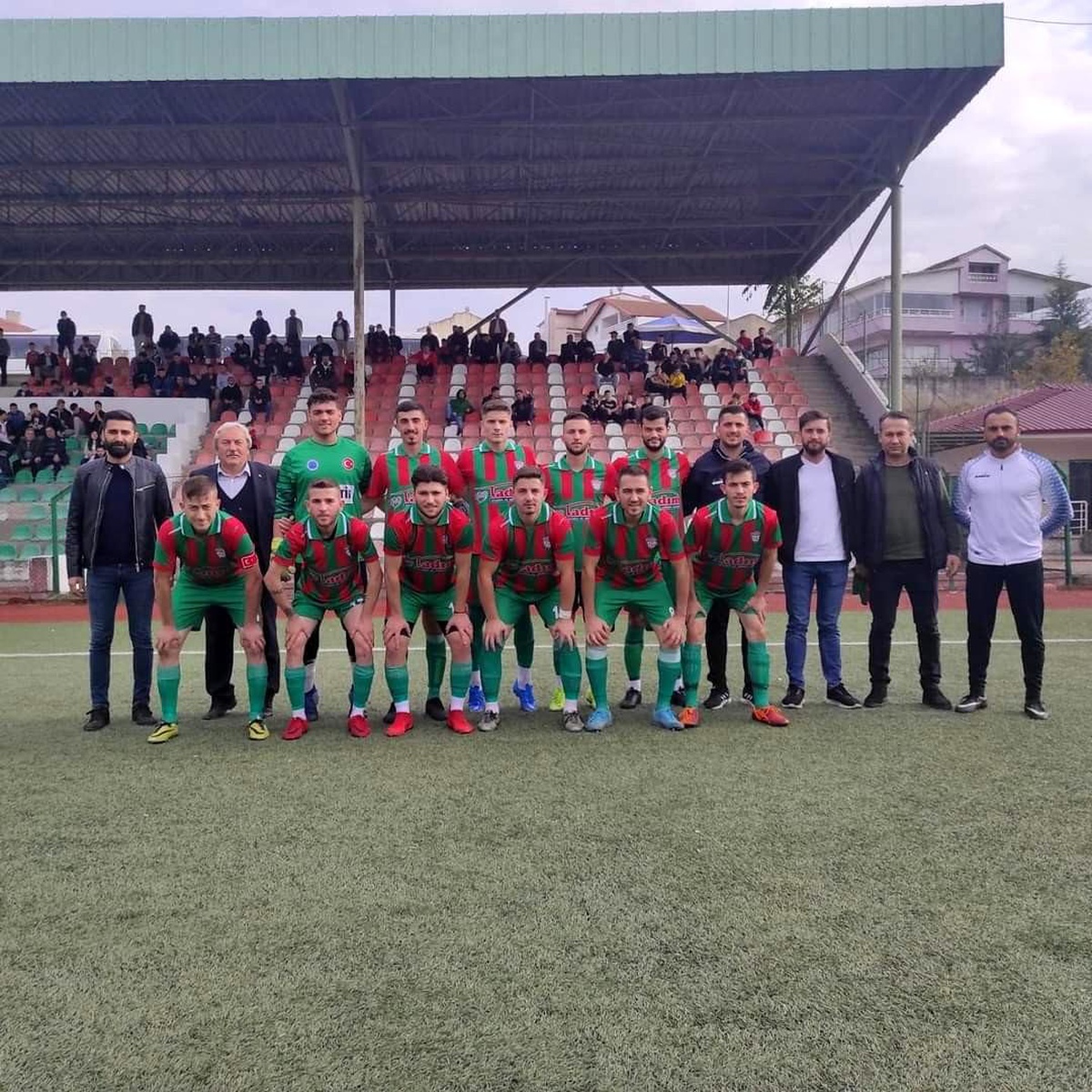 1308 Osmaneli Belediyespor 15 dakika gol oldu yağdı