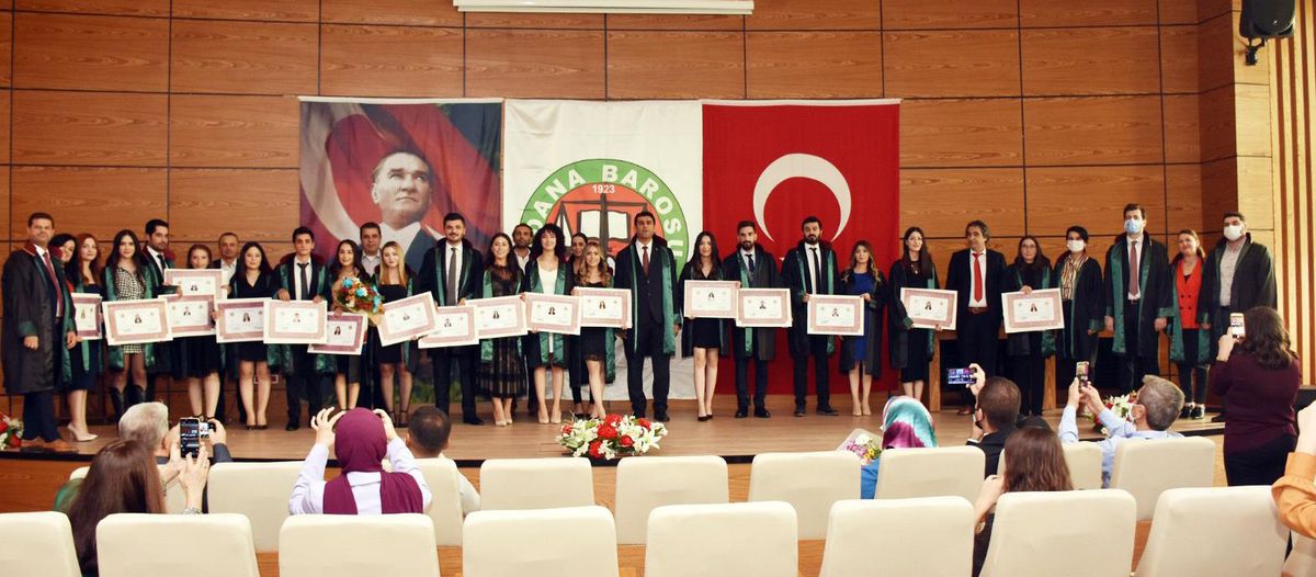 Adana\'da stajını tamamlayan 19 avukat ruhsatlarını aldı
