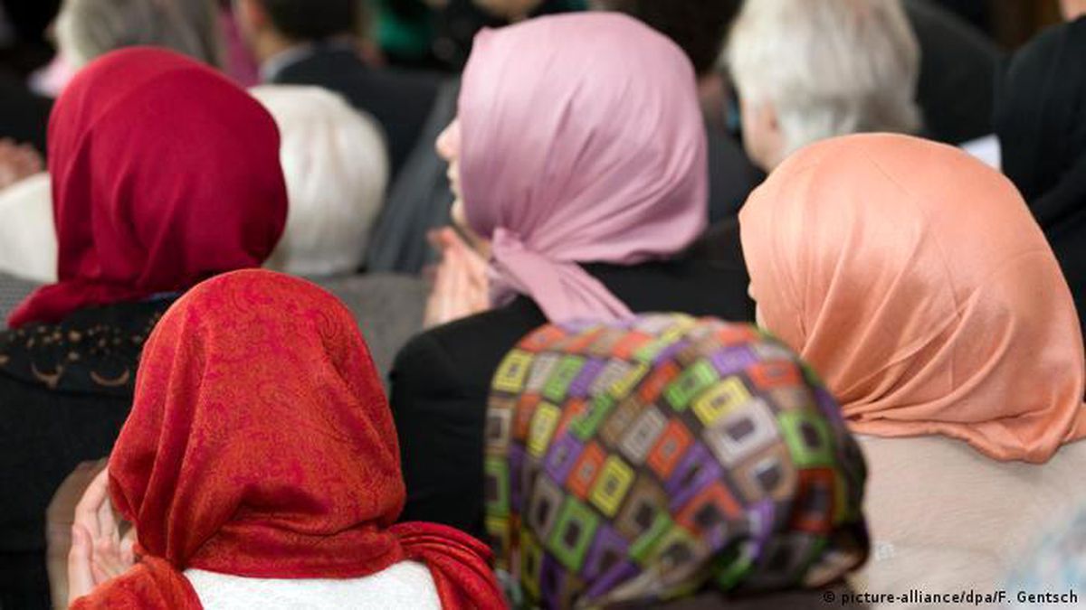 Avrupa Konseyi\'nin başörtüsü kampanyasına Fransa vetosu