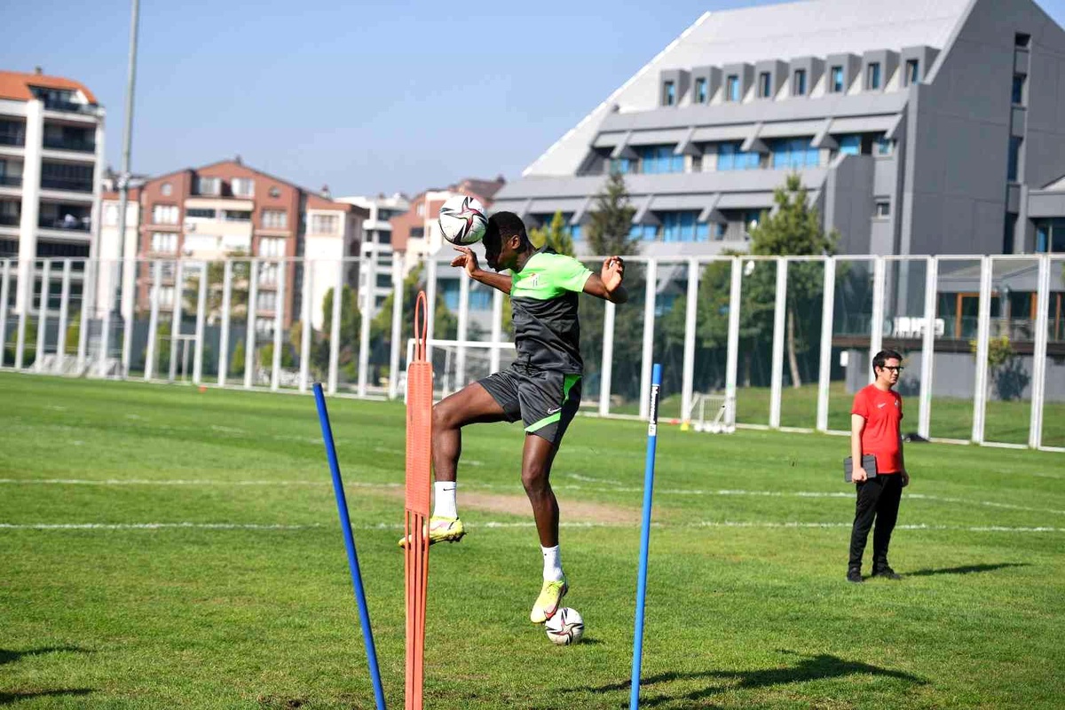 Bursaspor\'da Kocaelispor maçı hazırlıkları devam etti