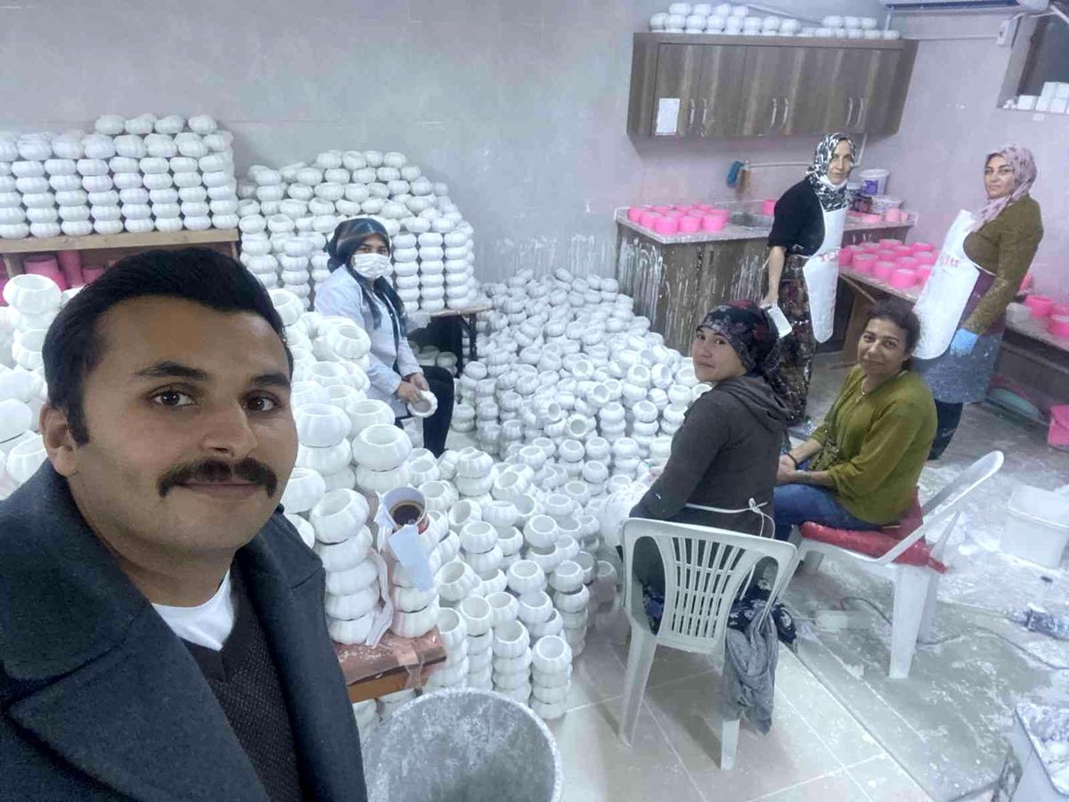 Çobanlar Kadın Kültür Evi\'nde, kadınlar siparişlere yetişemiyor