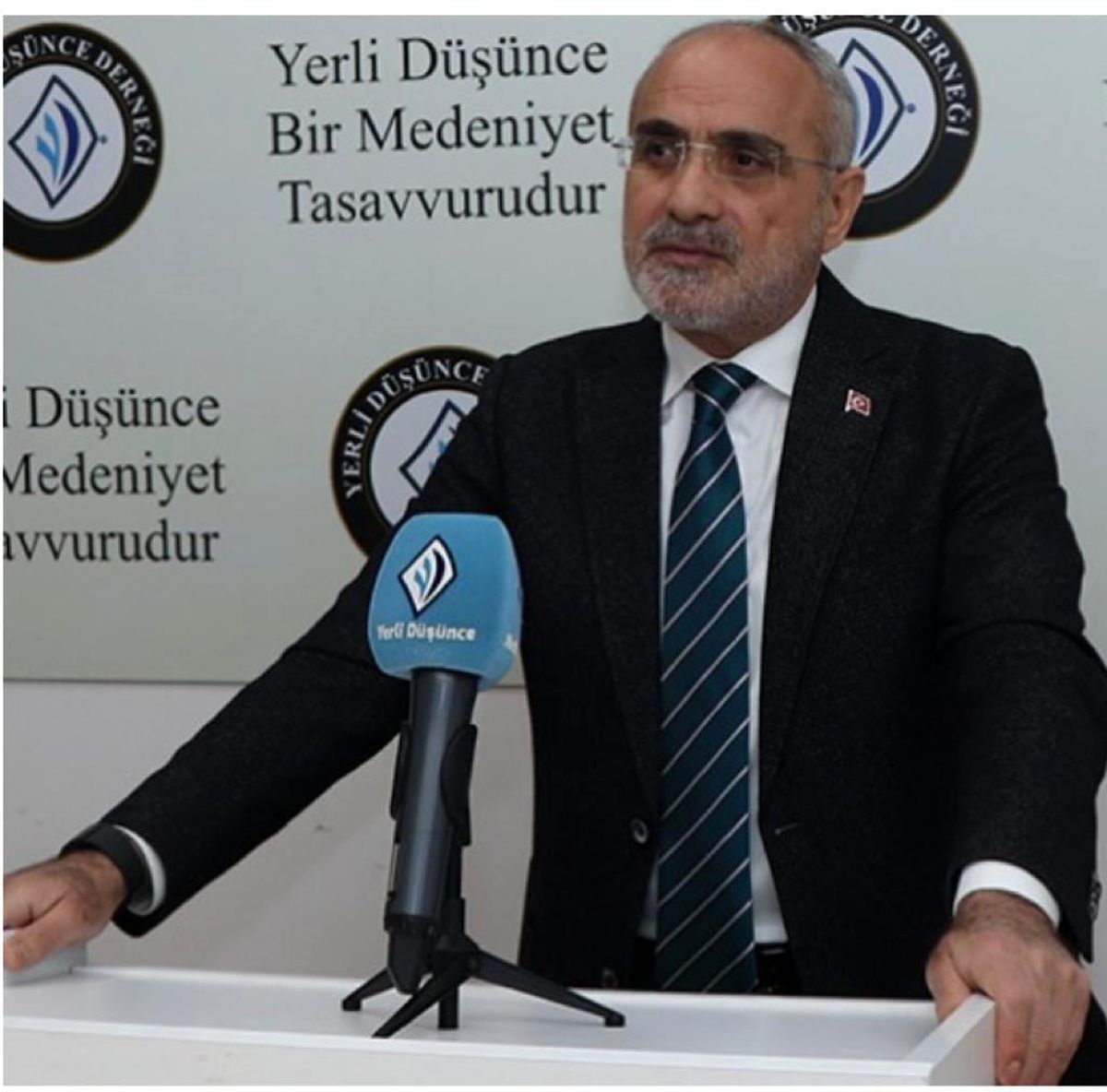 Son Dakika | Cumhurbaşkanı Başdanışmanı Topçu\'dan birlik mesajı Açıklaması
