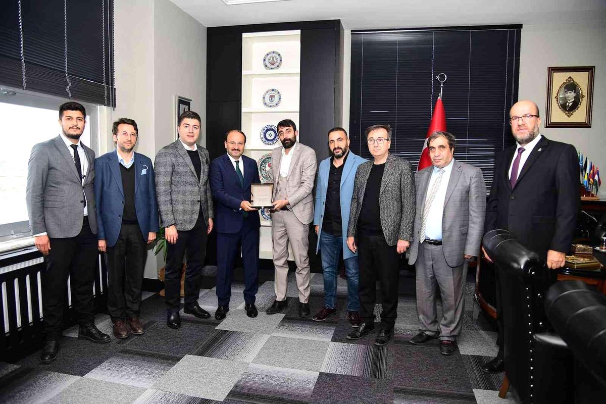ETÜ kapılarını onlar için açtı