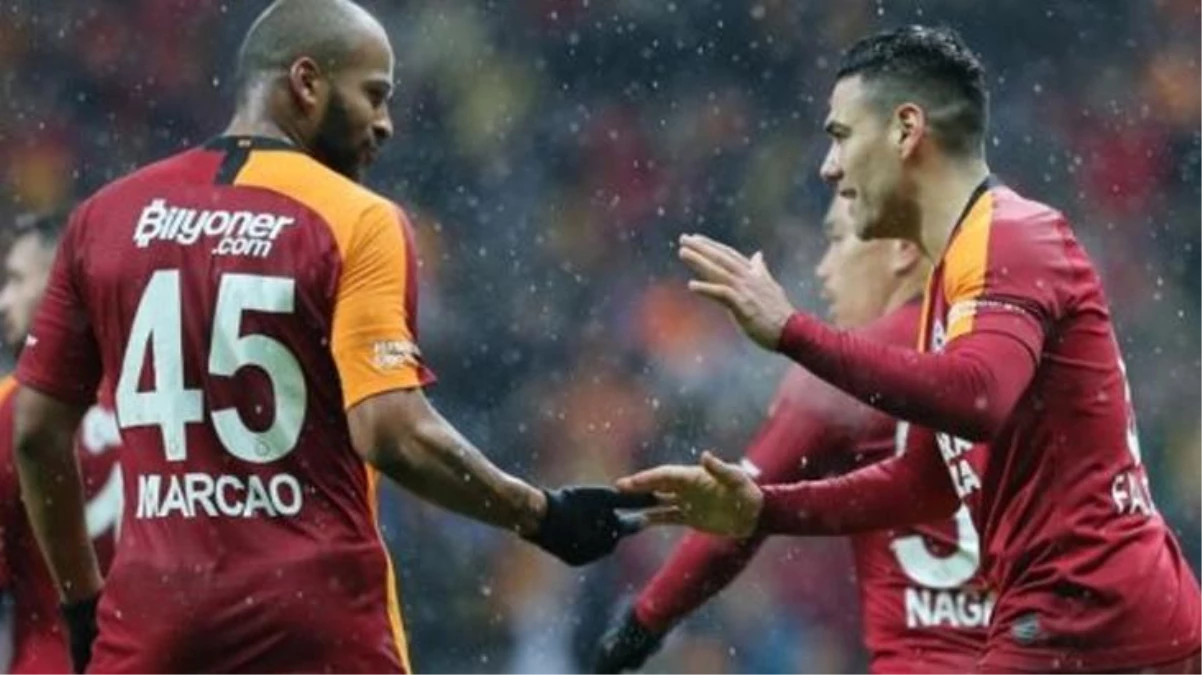 Galatasaray taraftarı, Falcao formasına ufak bir değişiklik yaptı! Son hali beğeni topladı