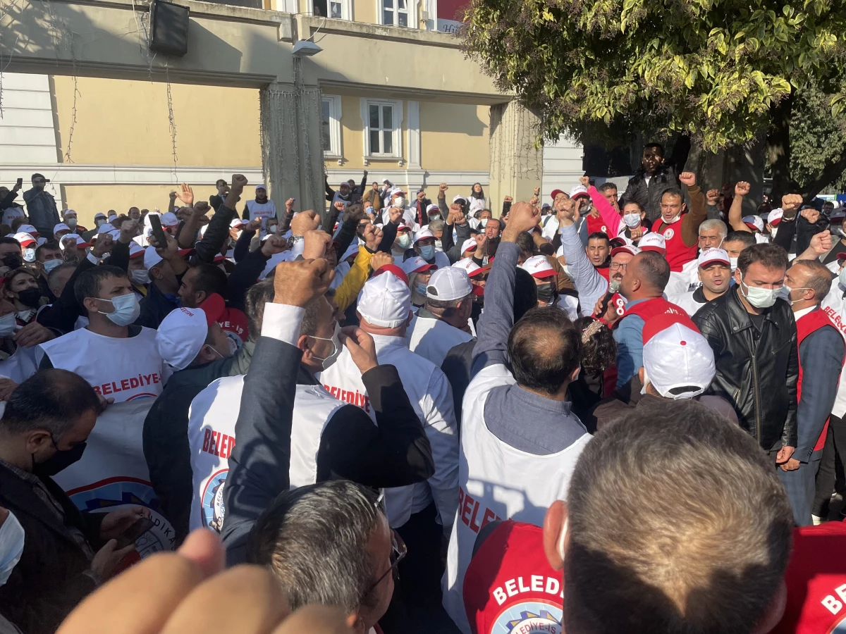 Grevdeki Bakırköy Belediyesi işçilerine destek