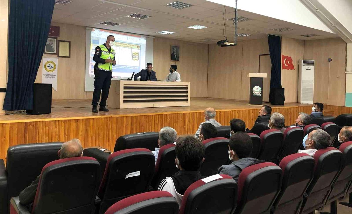 Son dakika haberleri: Jandarmadan servis şoförlerine eğitim