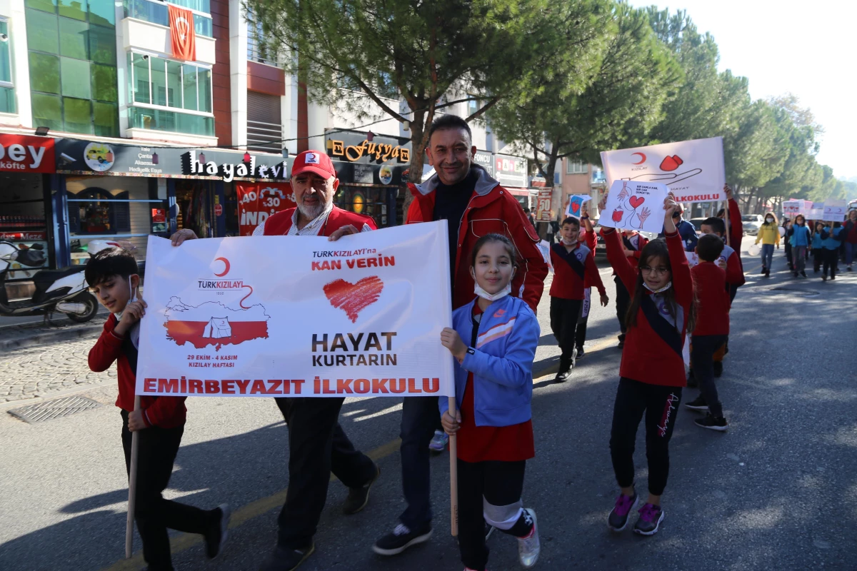 "Kızılay Sağlık Yürüyüşü" düzenlendi