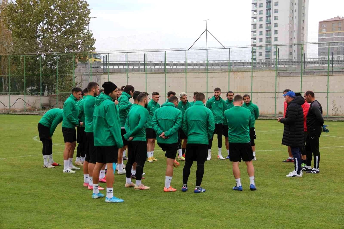 Sivas Belediyespor, Ankara maçı hazırlıklarını tamamladı