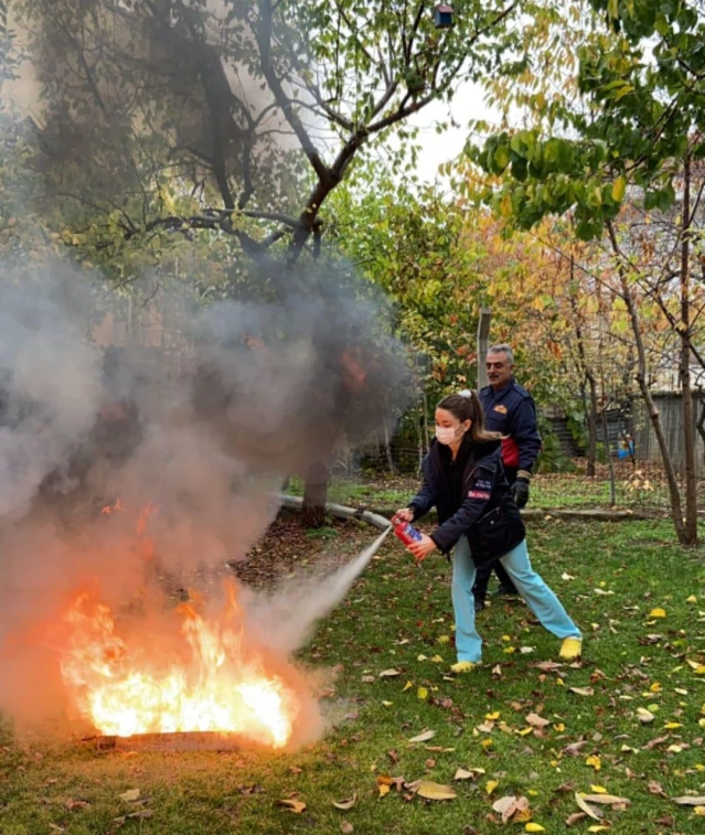 Zile'de kurumlarda yangın tatbikatı düzenlendi