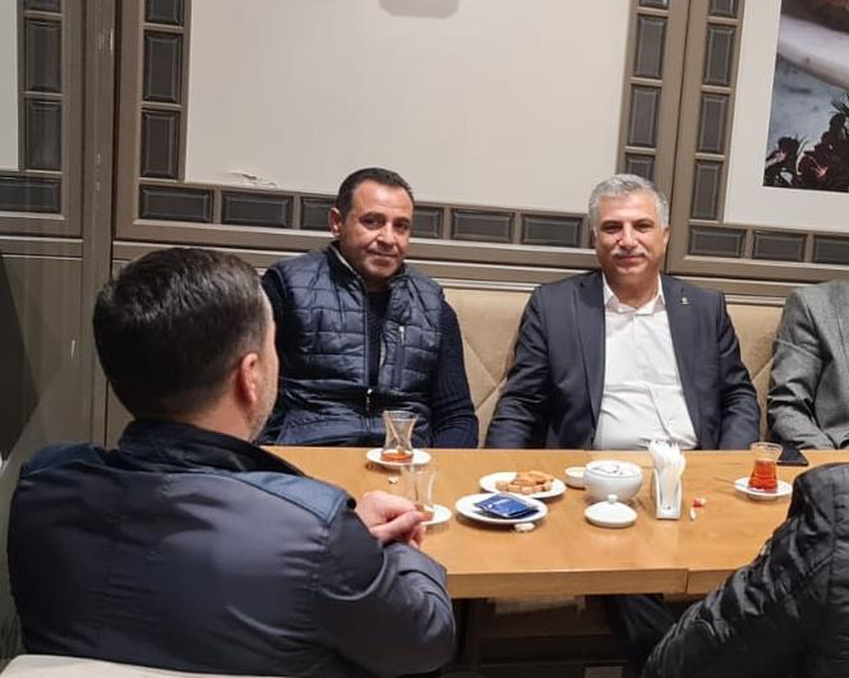 AK Parti\'li Sağlar, İYİ Partili Türkkan\'ın küfrettiği şehit ağabeyi Tahir Gümren ile buluştu