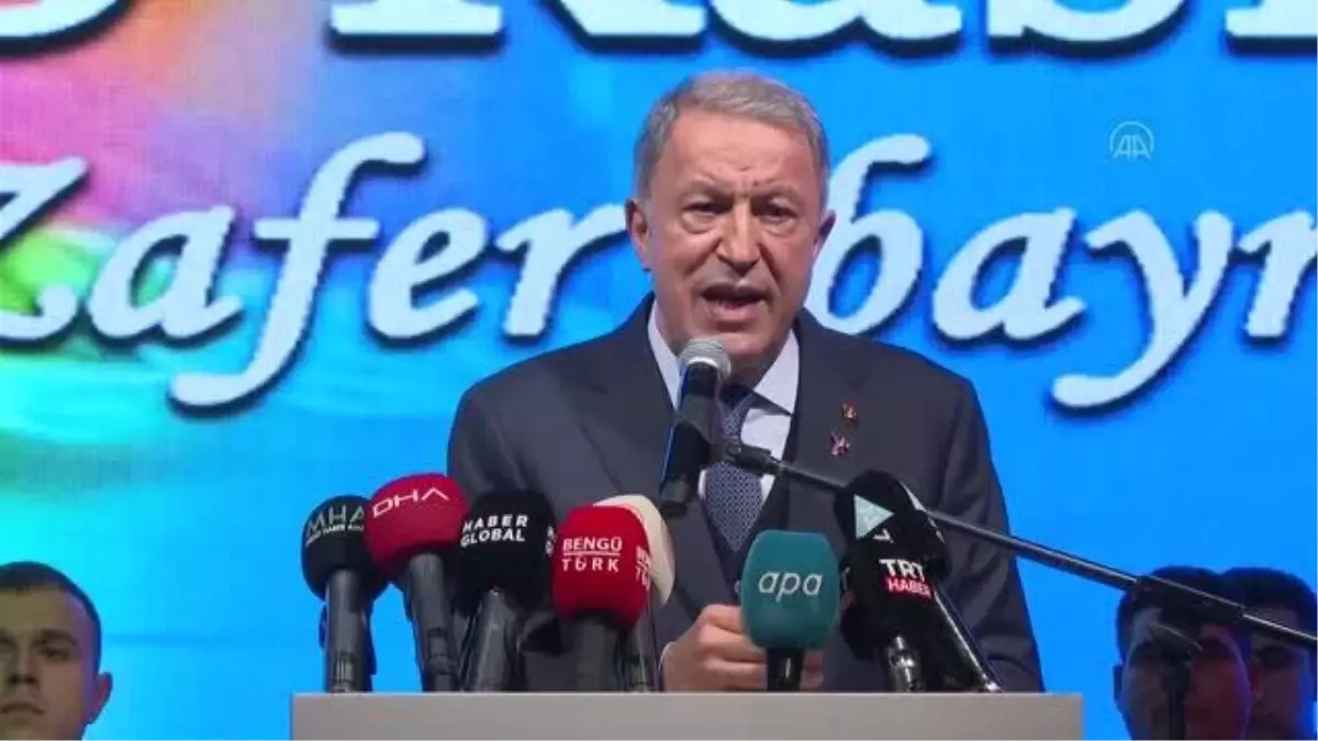 Bakan Akar: "Bizim Azerbaycan ile kardeşliğimiz, ebedidir, bakidir"