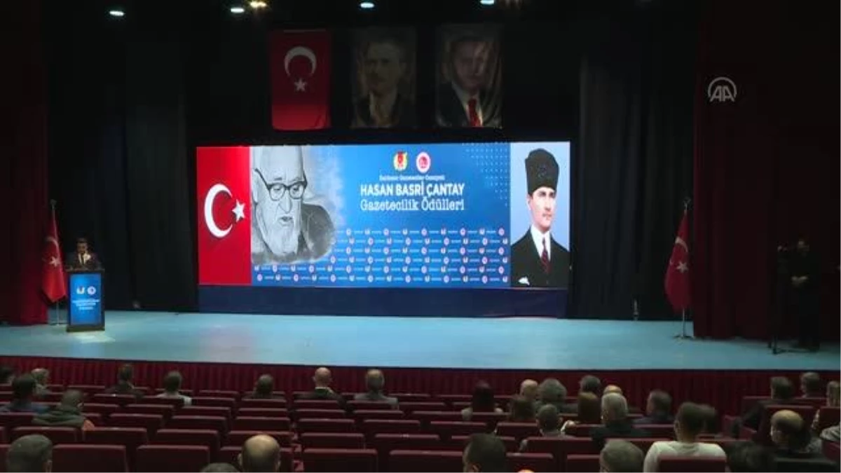 BALIKESİR - TBMM Başkanı Şentop, "Hasan Basri Çantay Gazetecilik Ödülleri" törenine katıldı (2)