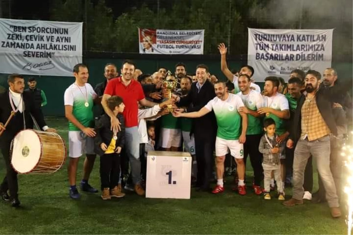 Bandırma Belediyesi " Yaşasın Cumhuriyet" birimler arası futbol turnuvası