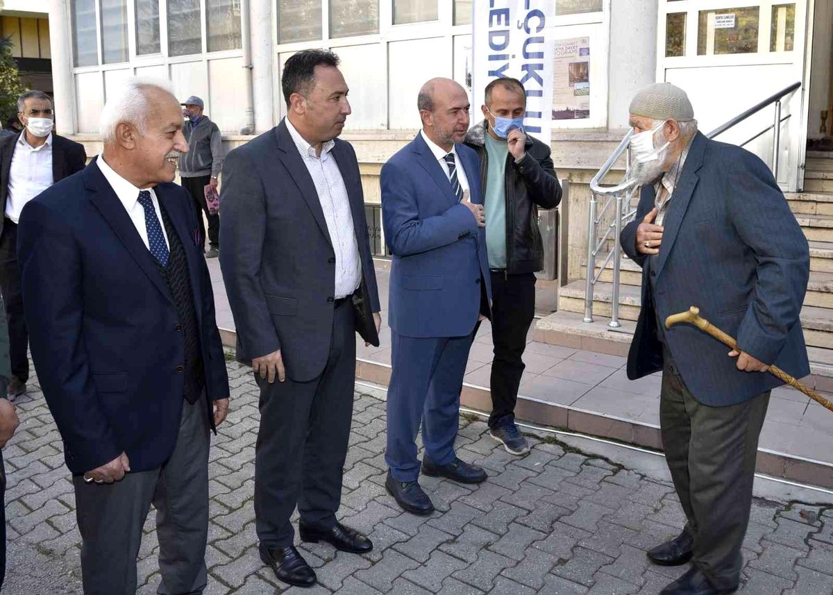 Selçuklu Belediye Başkanı Ahmet Pekyatırmacı: "CUMA BULUŞMALARI HEMŞEHRİLERİMİZLE GÖNÜL BAĞIMIZI KUVVETLENDİRİYOR"