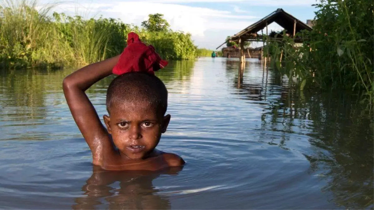 COP 26: Oxfam\'ın yaptırdığı araştırmaya göre dünyanın en zenginlerinin karbon salımları iklim hedeflerini tehdit ediyor