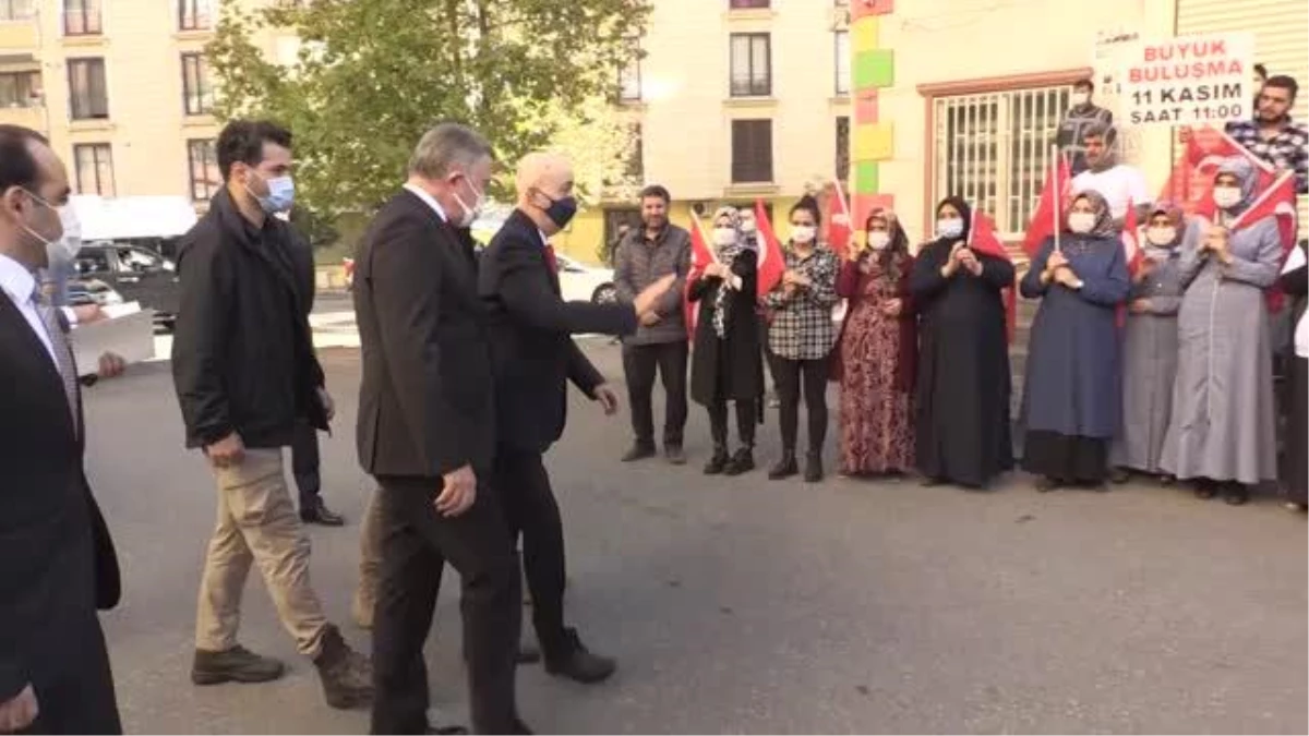 DİYARBAKIR - Cumhurbaşkanı Başdanışmanı Turgut Aslan, Diyarbakır annelerini ziyaret etti