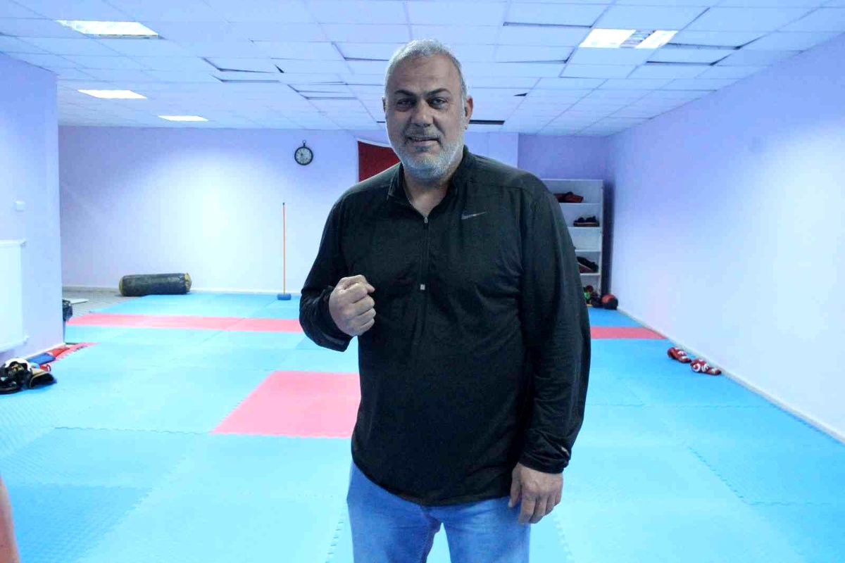 Gençler Avrupa Kick Boks Şampiyonası\'na Elazığ\'dan 3 isim katıldı