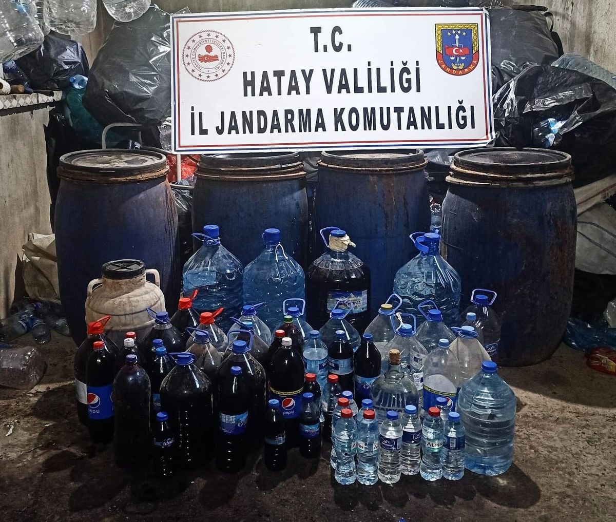 Hatay\'da kaçak içki operasyonu