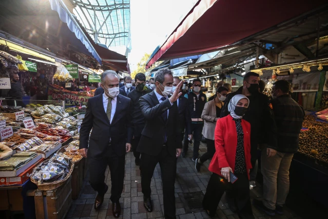 Milli Eğitim Bakanı Mahmut Özer, Bursa'da ziyaretlerde bulundu
