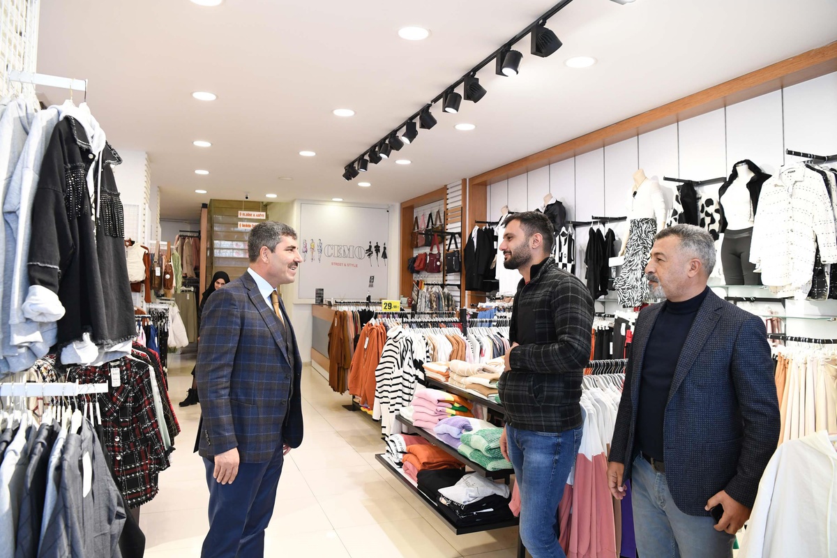 Muş Belediye Başkanı Asya, esnafı ziyaret etti