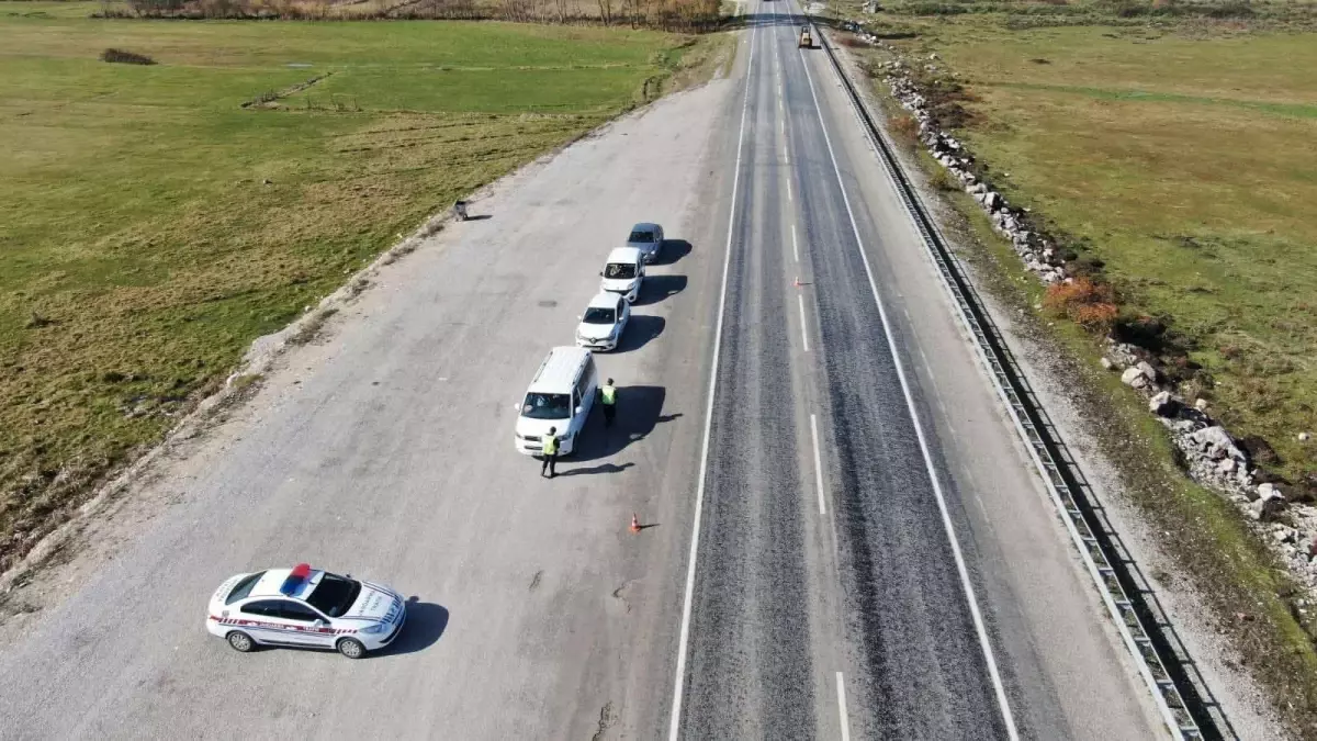 Samsun\'da öğrenci servislerine drone ile denetim